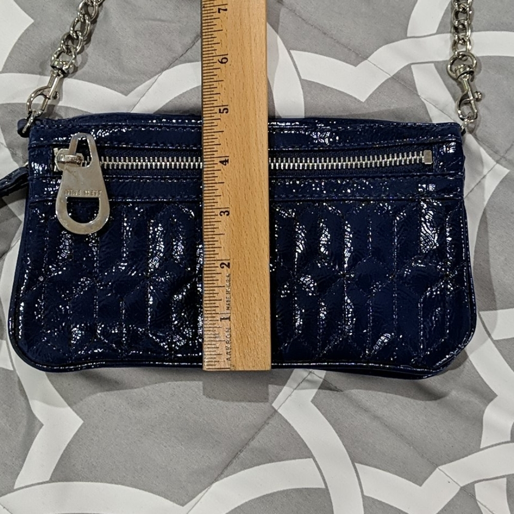 Nine West - Picture 2 of 5